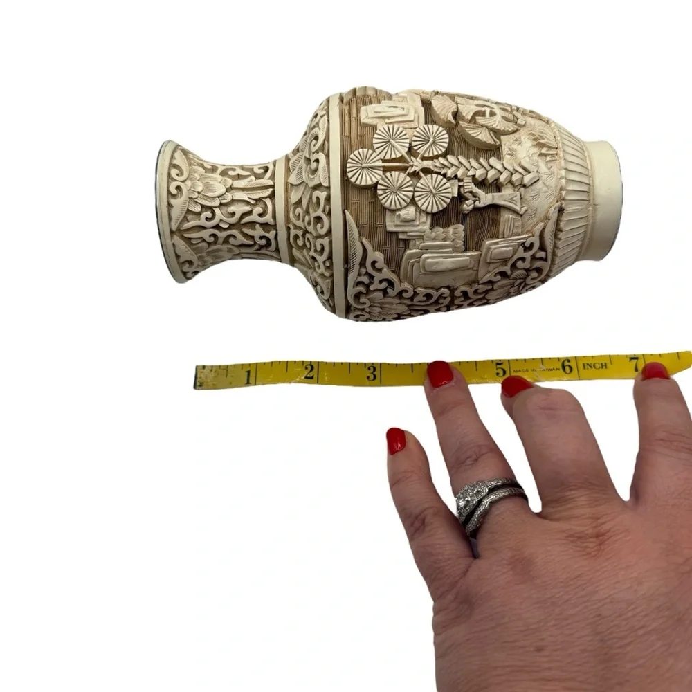 Ivory‎ Dynasty 1982 Arnart Imports Carved Cinnabar & Brass Vase Asian Inspired